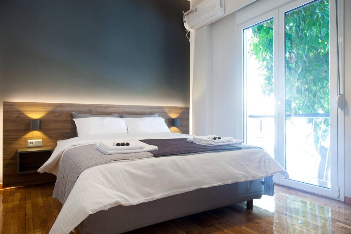 Toni'S Charming Apartment In The Thisseo Station Athens Exterior photo